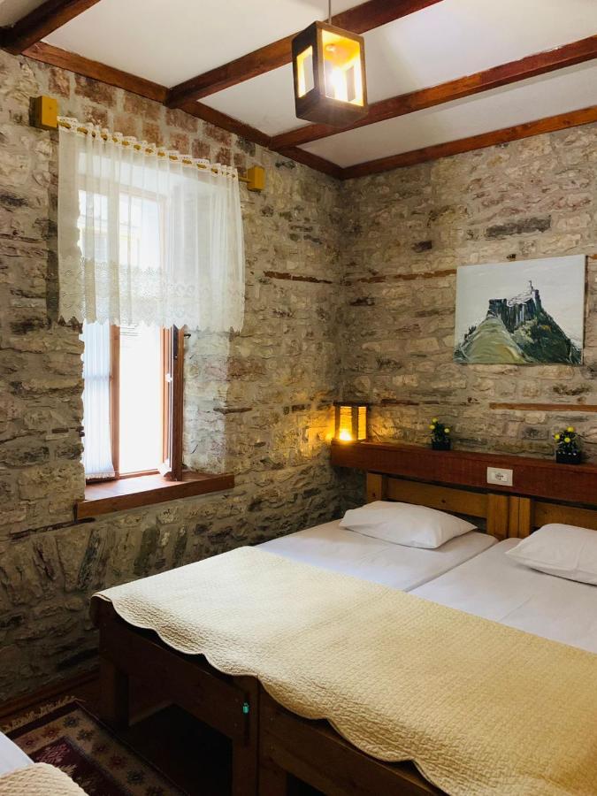 Guest House And Hostel Val-Mar Gjirokastër Buitenkant foto