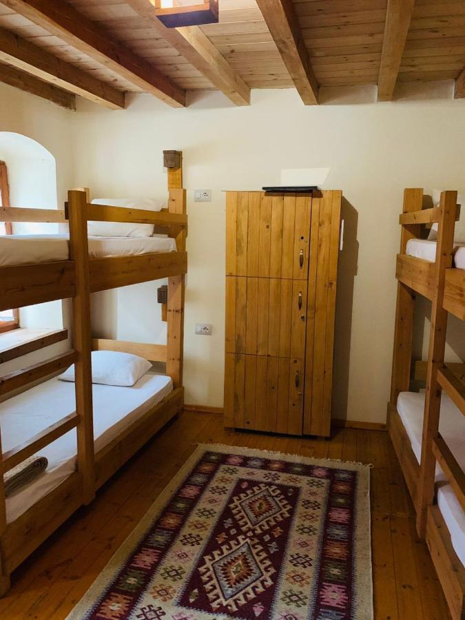 Guest House And Hostel Val-Mar Gjirokastër Buitenkant foto